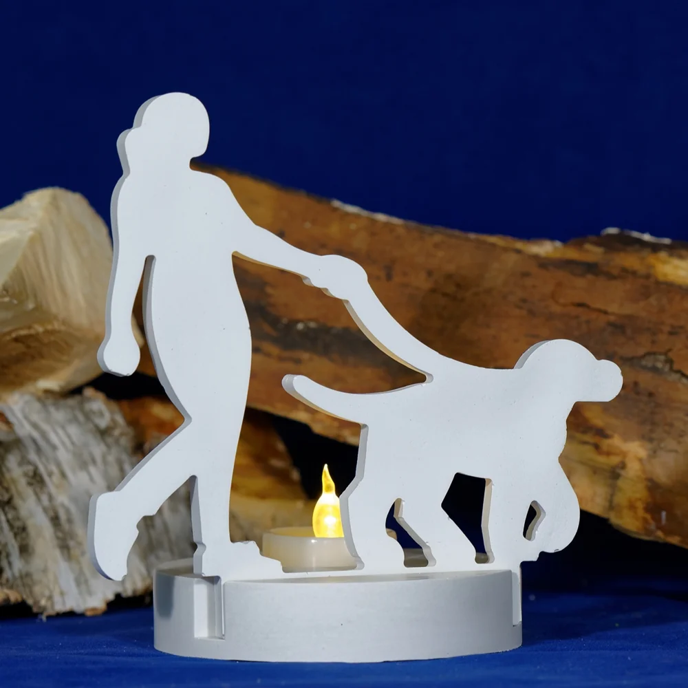 Handgemachte Deko aus Gips - Geschenk-Idee - Relief "Spaziergang mit Hund"